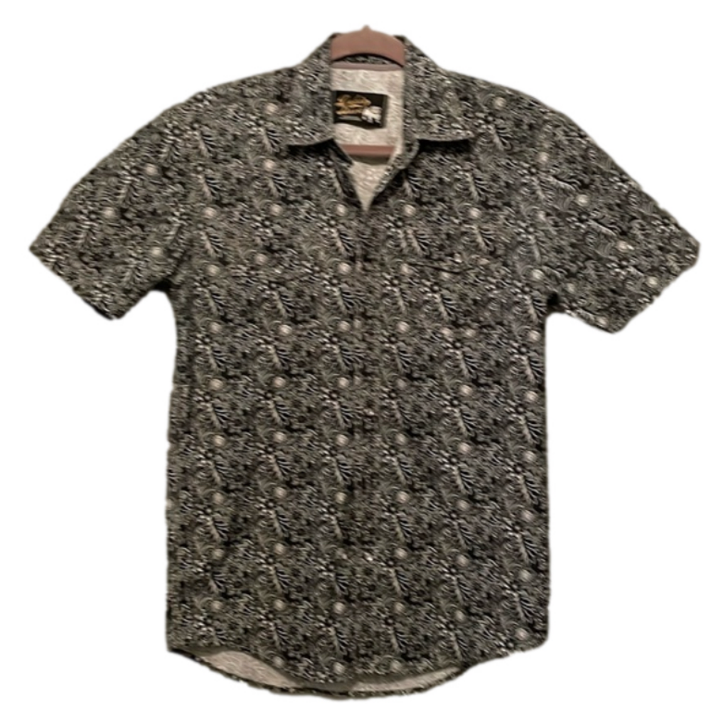 DUKE’S BARK BLACK AND WHITE FLORAL MEN’S BUTTON SHORT SLEEVE SHIRT SIZE M